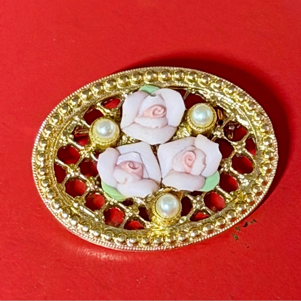 Gold Floral Brooch with Pearls 1928 Vintage